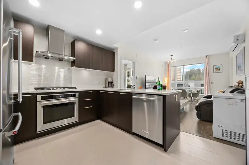 515 3462 ROSS DRIVE - photo 2 of 23