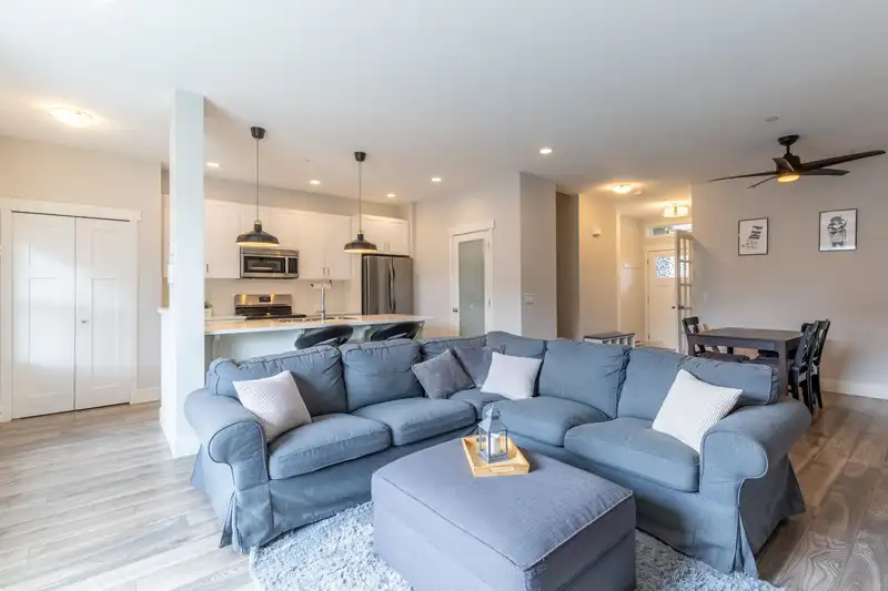 23958 KANAKA WAY - photo 1 of 32
