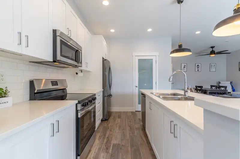 23958 KANAKA WAY - photo 3 of 32