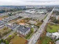 419 8117 200A STREET - thumbnail 4