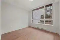 614 6085 IRMIN STREET - thumbnail 2