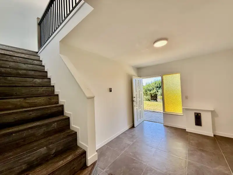6472 JASPER ROAD - photo 2 of 36