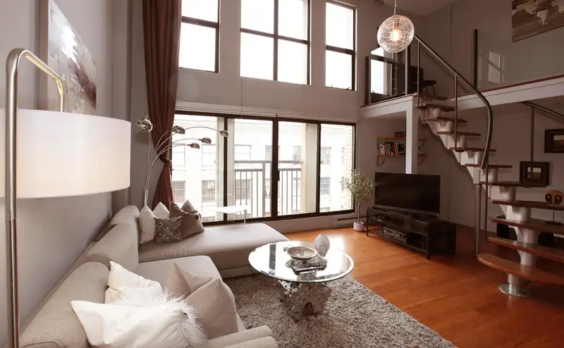 511 22 E CORDOVA STREET - photo 1 of 30