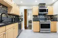 30 2719 ST. MICHAEL STREET - thumbnail 9