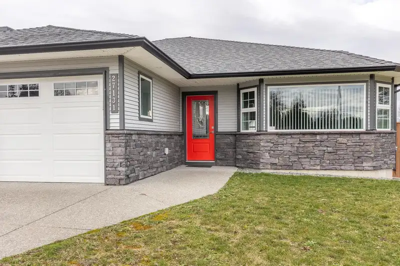 27131 24 AVENUE - photo 3 of 40