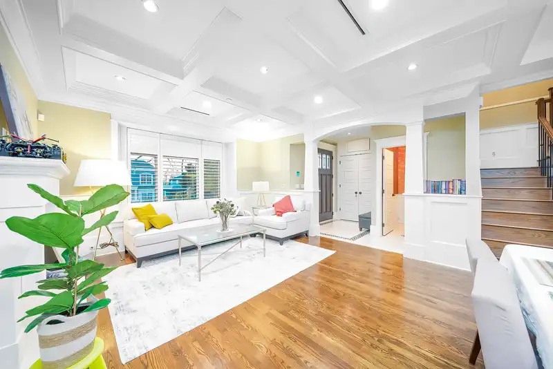 3838 W 15TH AVENUE - photo 3 of 39