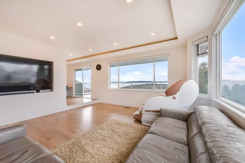 1388 KERFOOT ROAD - photo 4 of 32