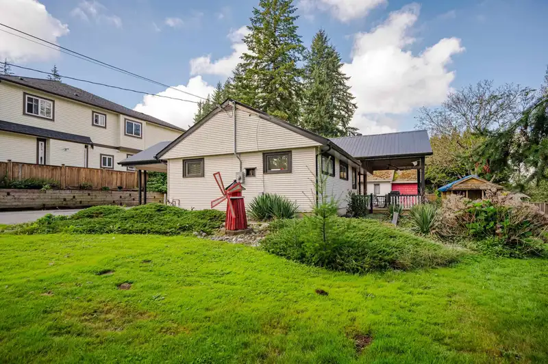 4075 240 STREET - photo 4 of 18