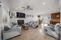 1189 GLADWIN ROAD - thumbnail 14