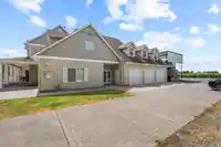 1189 GLADWIN ROAD - thumbnail 40