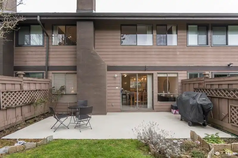 702 4900 FRANCIS ROAD - photo 1 of 35