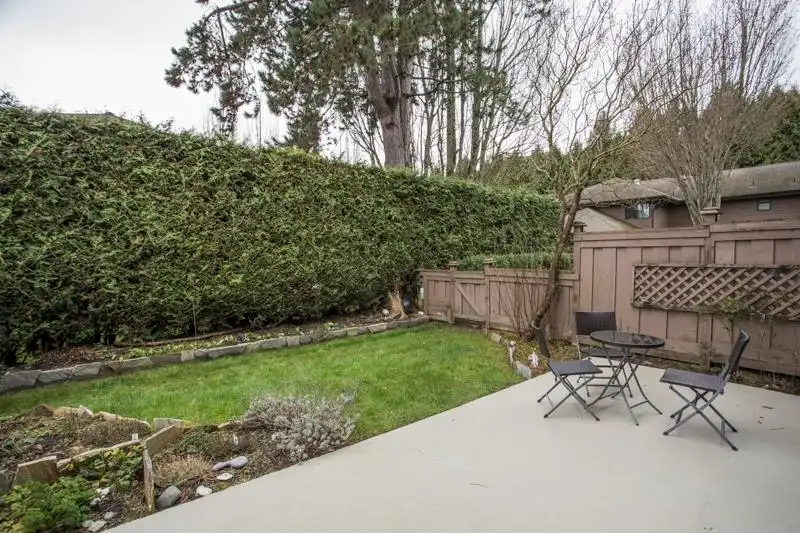 702 4900 FRANCIS ROAD - photo 3 of 35