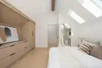 2 3391 VICTORIA DRIVE - thumbnail 10