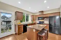 6928 208A STREET - thumbnail 11