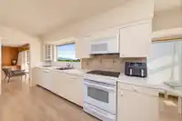 875 EYREMOUNT DRIVE - thumbnail 14