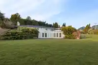 875 EYREMOUNT DRIVE - thumbnail 3
