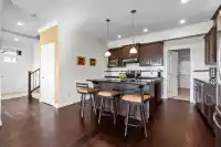 6898 177 STREET - thumbnail 5