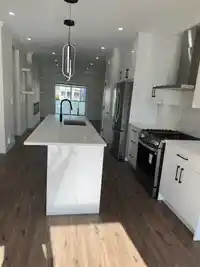 28 1115 ROMA AVENUE - thumbnail 6