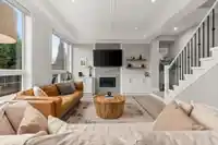 19749 71B AVENUE - thumbnail 4