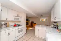 33450 HUGGINS AVENUE - thumbnail 24