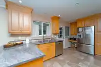 33450 HUGGINS AVENUE - thumbnail 8