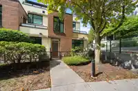 114 8 RENAISSANCE SQUARE - thumbnail 27