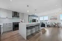 402 505 E 2ND STREET - thumbnail 5