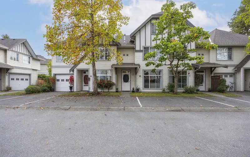 74 6465 184A STREET - photo 1 of 28