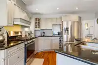 10347 125 STREET - thumbnail 15