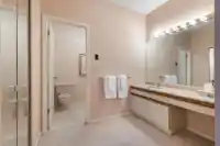 201 7651 ABERCROMBIE DRIVE - thumbnail 18