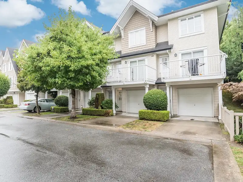 11 20560 66 AVENUE - photo 1 of 35