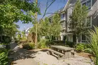58 8476 207A STREET - thumbnail 37