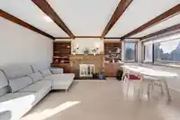 2317 KINGS AVENUE - thumbnail 7