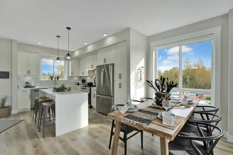 9 17155 79A AVENUE - photo 3 of 40