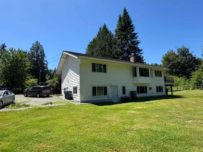 29669 CAMELOT AVENUE - photo 3 of 12