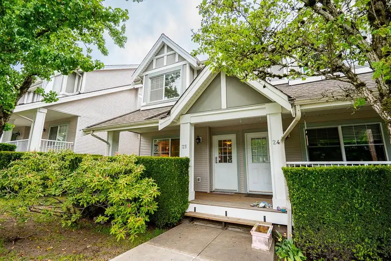 25 6555 192A STREET - photo 3 of 35