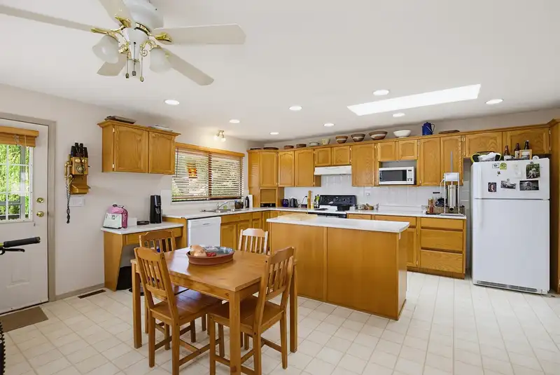 32868 ORCHID CRESCENT - photo 4 of 40