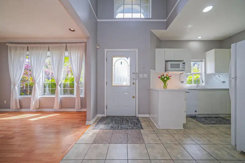4 9980 GREENLEES ROAD - photo 4 of 28
