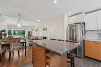 45 728 W 14TH STREET - thumbnail 10