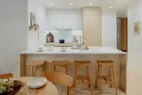 103 3633 WILLINGDON AVENUE - thumbnail 2