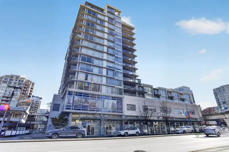 510 8068 WESTMINSTER HIGHWAY - photo 1 of 24