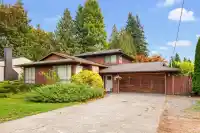 4880 200 STREET - thumbnail 1