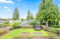 2372 KINGS AVENUE - thumbnail 34