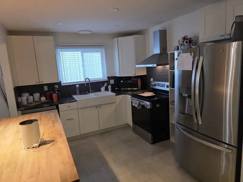 8542 MCCUTCHEON AVENUE - photo 3 of 22