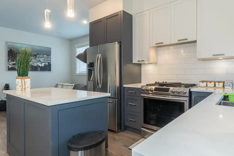 46 188 WOOD STREET - photo 2 of 30
