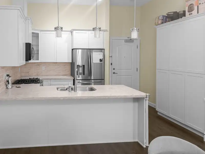 608 20376 86 AVENUE - photo 2 of 25
