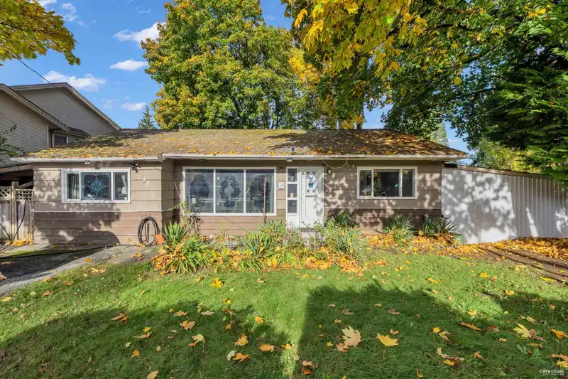 735 LEA AVENUE - photo 1 of 31