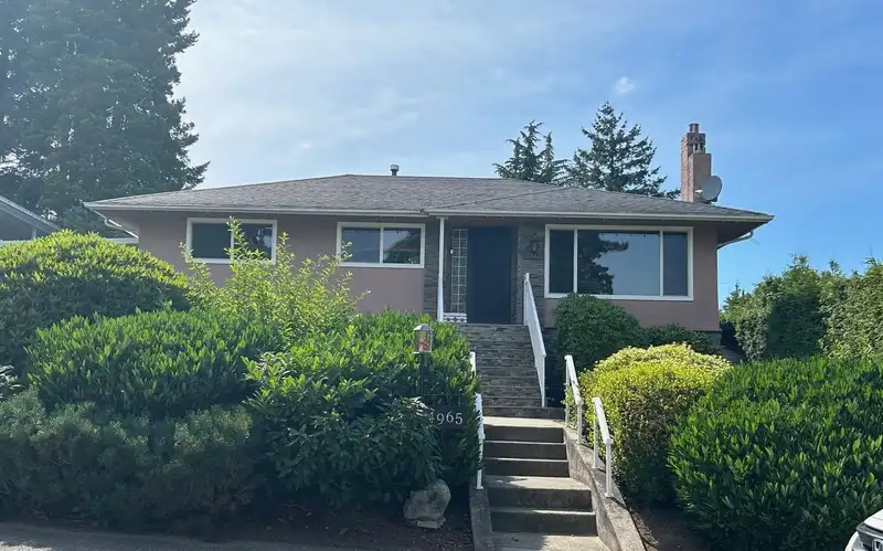 4965 PIONEER AVENUE - photo 1 of 8