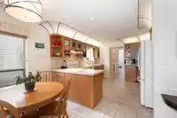 22 323 GOVERNORS COURT - thumbnail 9
