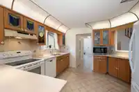 22 323 GOVERNORS COURT - thumbnail 10